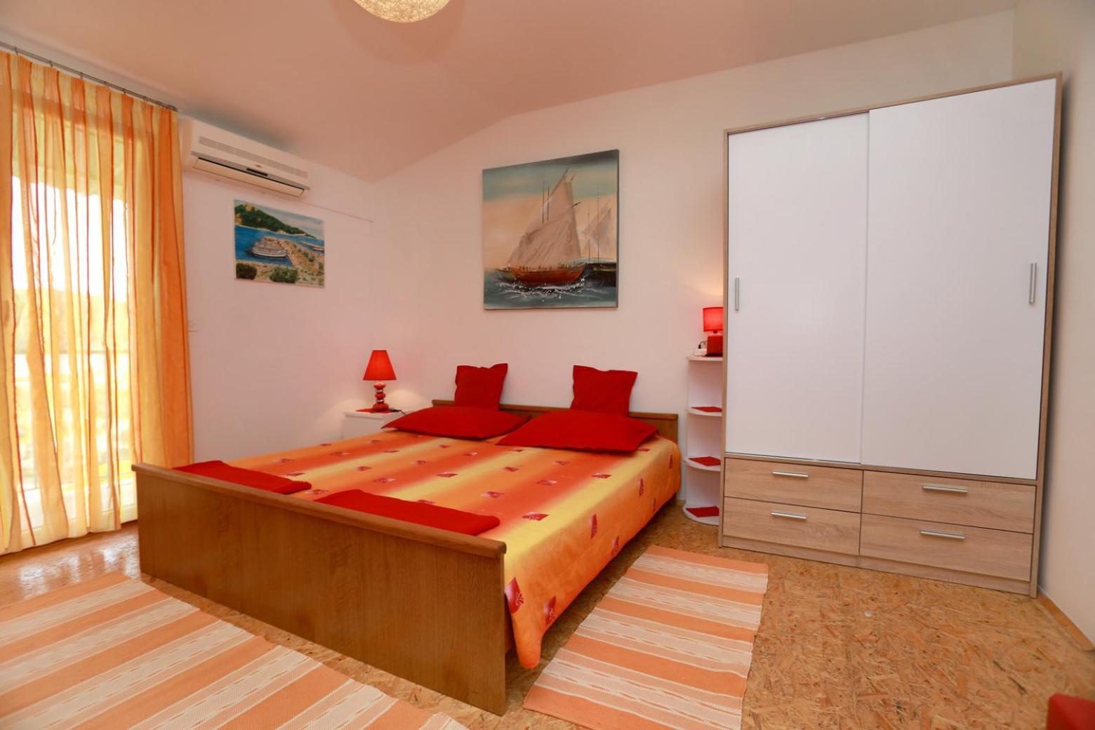 Apartments Irena Trogir Ngoại thất bức ảnh